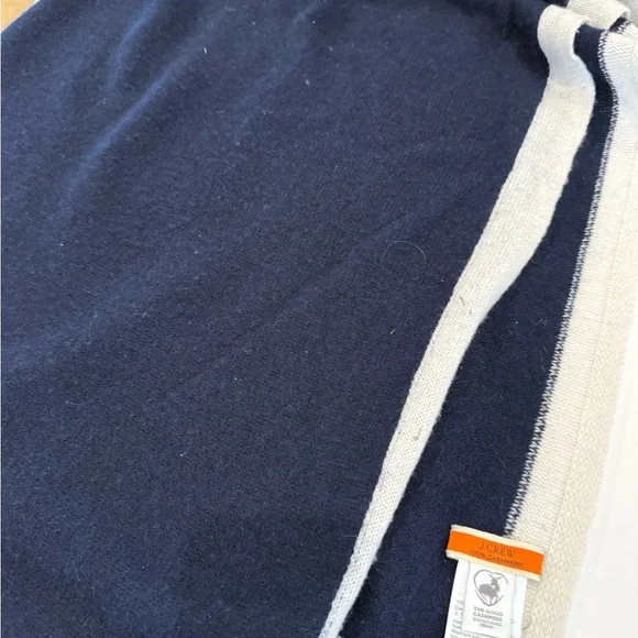 J. Crew Cashmere Navy and Cream Wrap - Picture 5 of 5